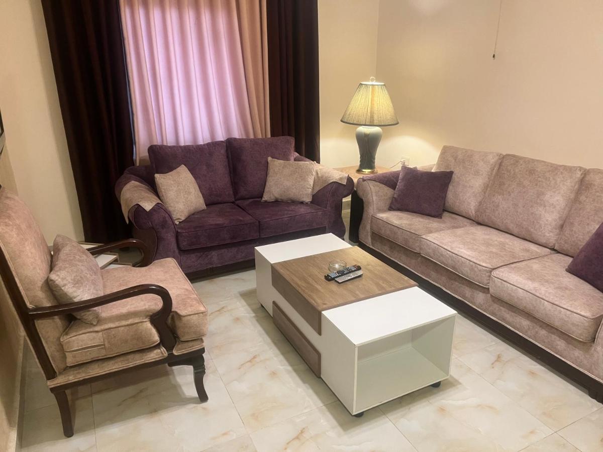 Suzan Hotel Apartments Amman Exteriör bild